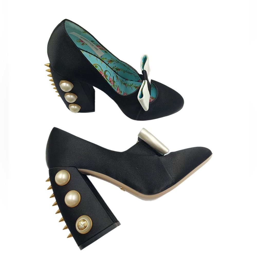 NIB GUCCI SPIKE HEELS💋